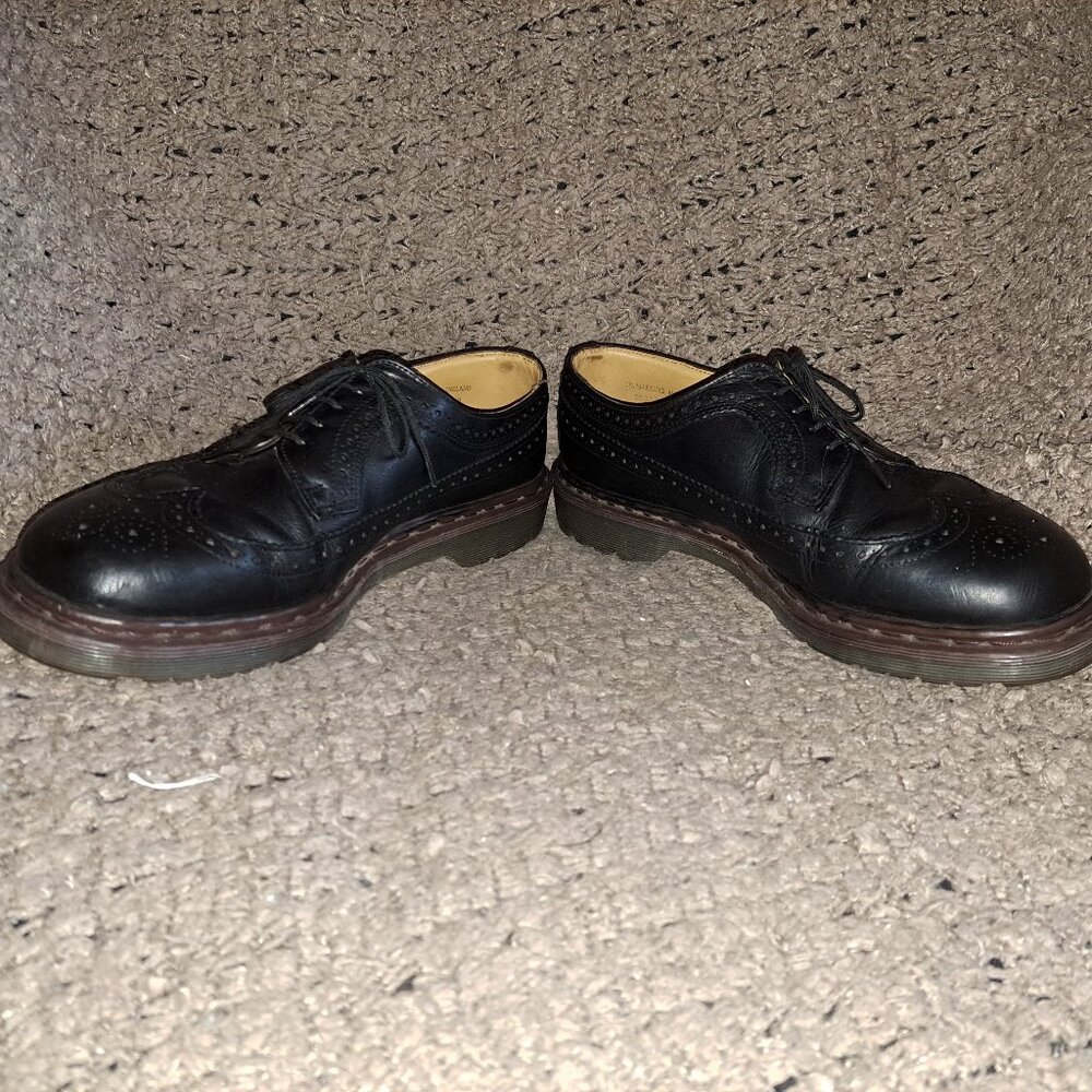 VINTAGE DR MARTENS-3989/59-Black Leather Brogues-Made in England-Sz 9 UK-EX - Picture 4 of 9